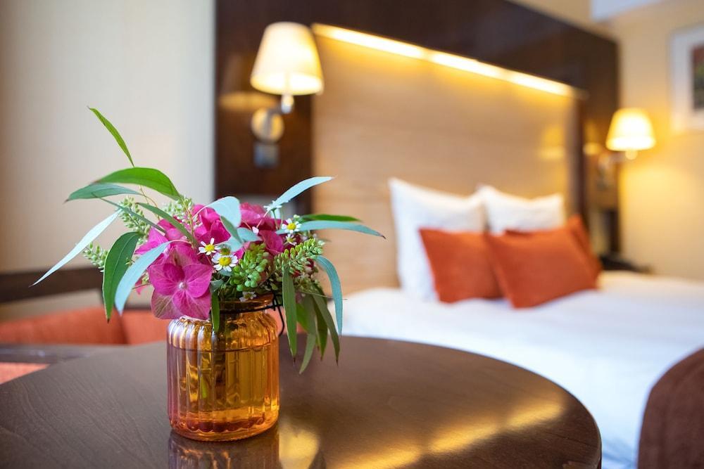 Hotel Mercure Korona 4*